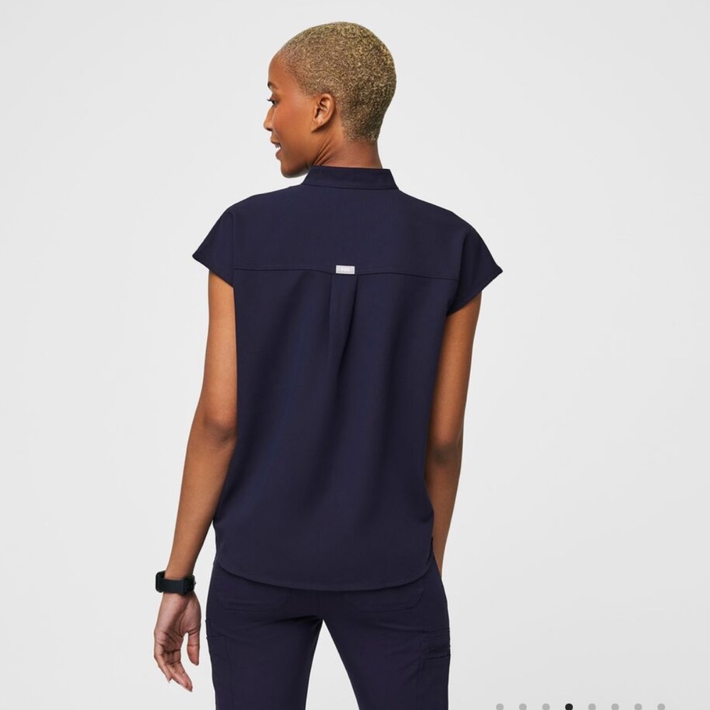 FIGS Rafaela Oversized Scrub Top